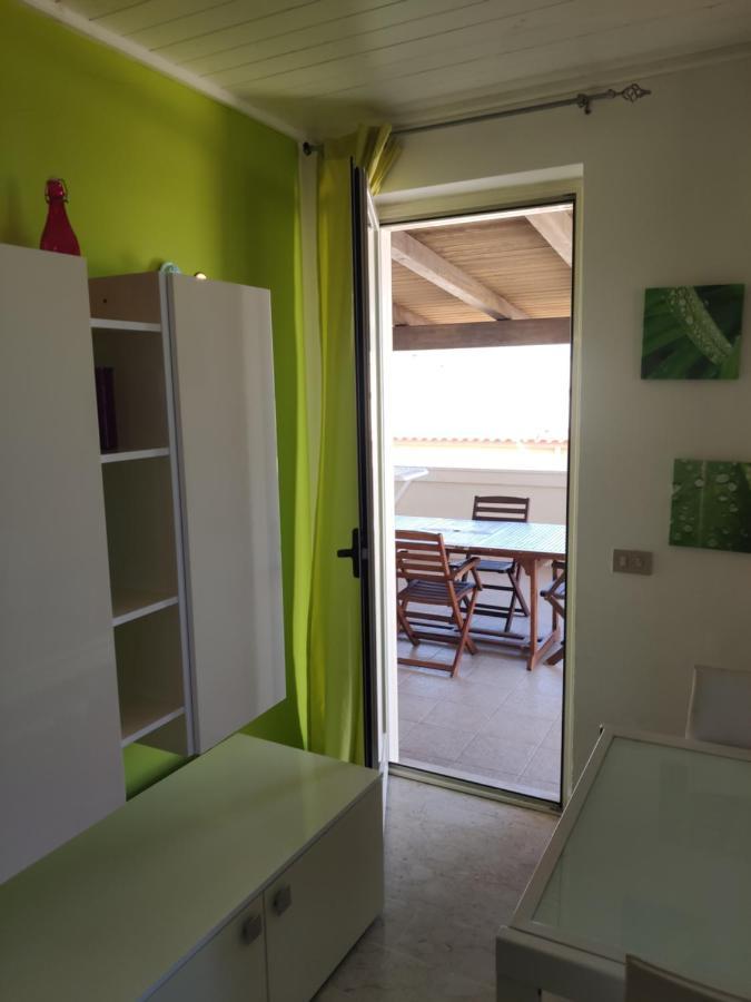 Residence Eloisa Appartamenti Балестрате Екстериор снимка